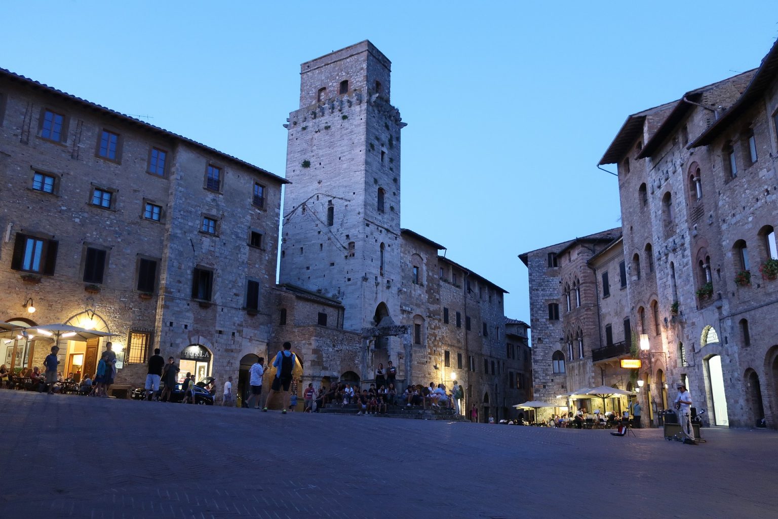 San Gimignano Italy- Complete Travel Guide - Visit Beautiful Italy