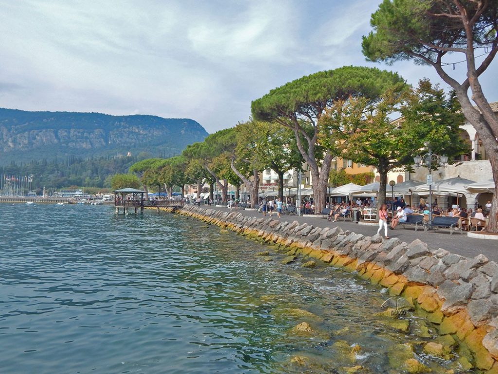 Cities near Lake Garda