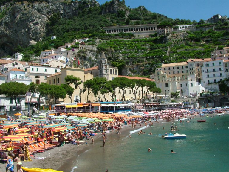 22 Things To Do In Amalfi Town- What To Do And See - Visit Beautiful Italy