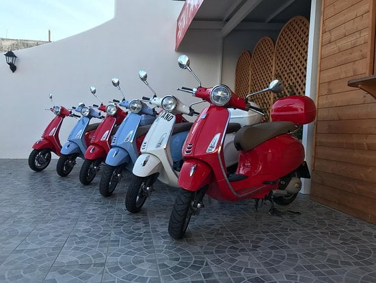 Rent a scooter Praiano