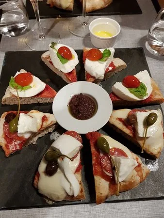Enosteria I Momenti Riva del Garda pizza