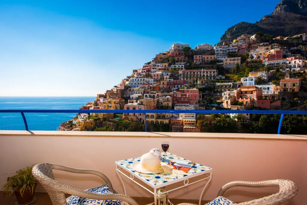 Airbnb apartments in Positano for cheap