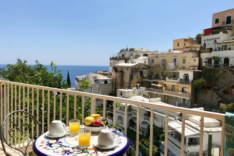 Best Budget Friendly Cheap Airbnb In Positano - Visit Beautiful Italy