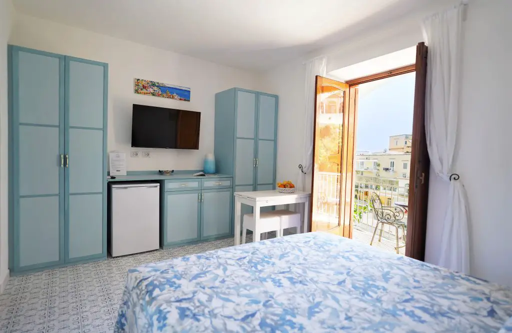 Airbnb in Positano low cost