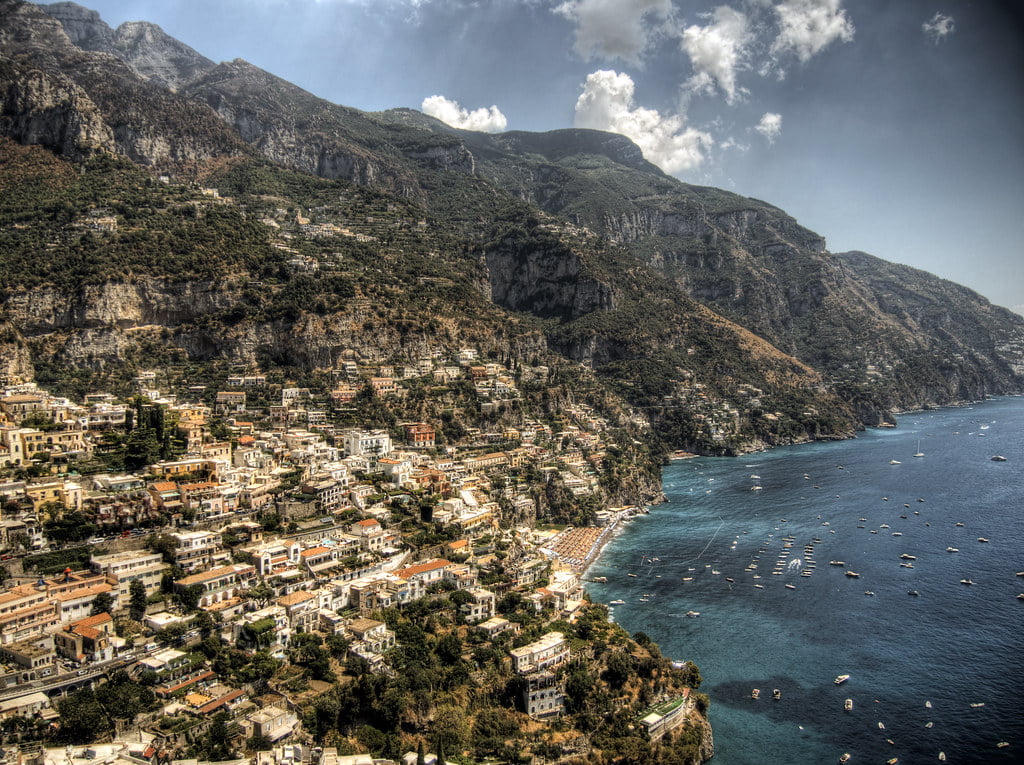 What is the closest airport to Positano Italy