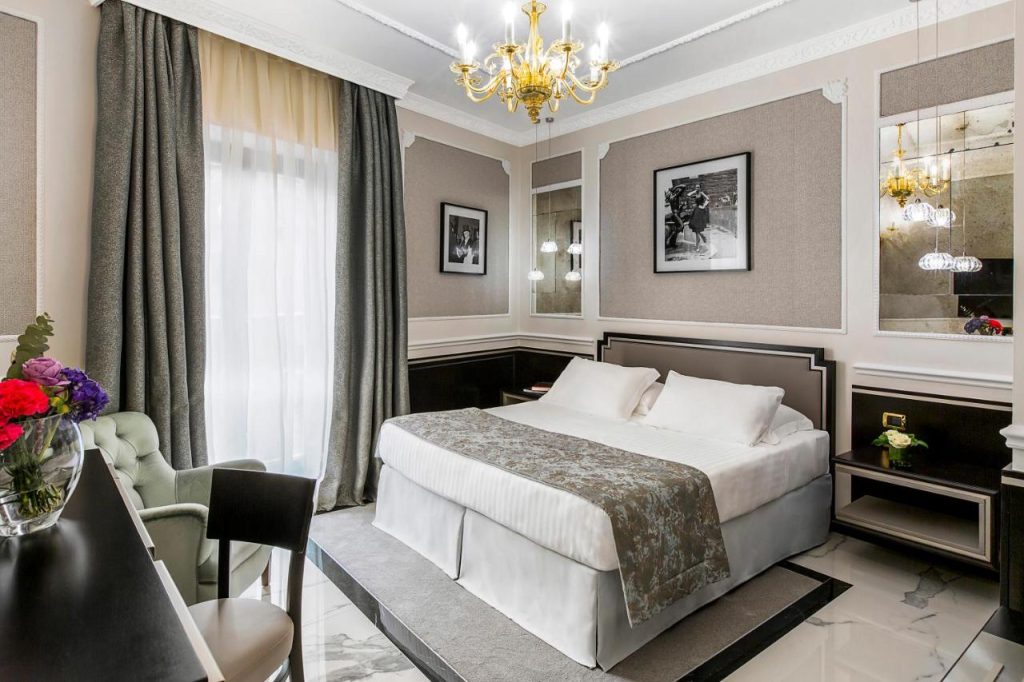 Baglioni Hotel Regina room