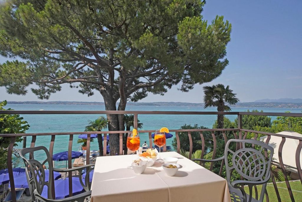 Best 3 star hotels in Sirmione