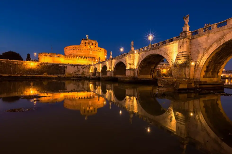 is-rome-safe-at-night-visit-beautiful-italy