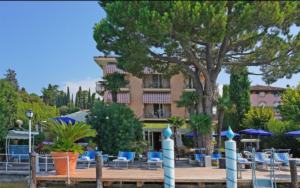 Sirmione 3 star hotels