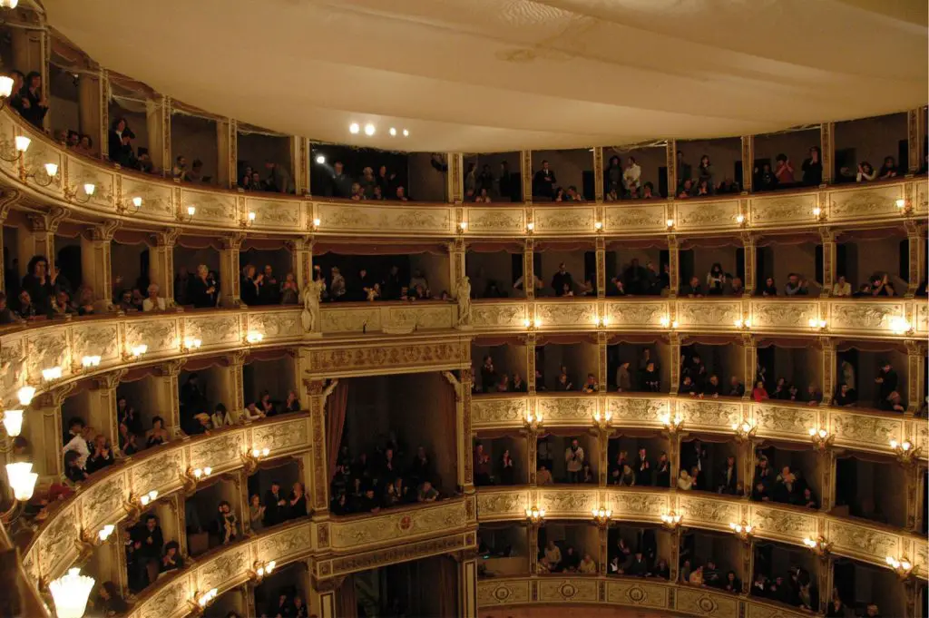 Pisa theatre
