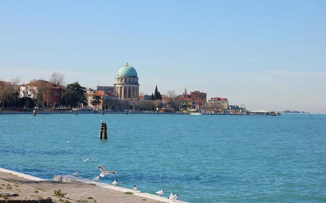 What to do in Lido Venice