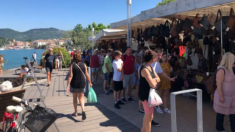 Bardolino market