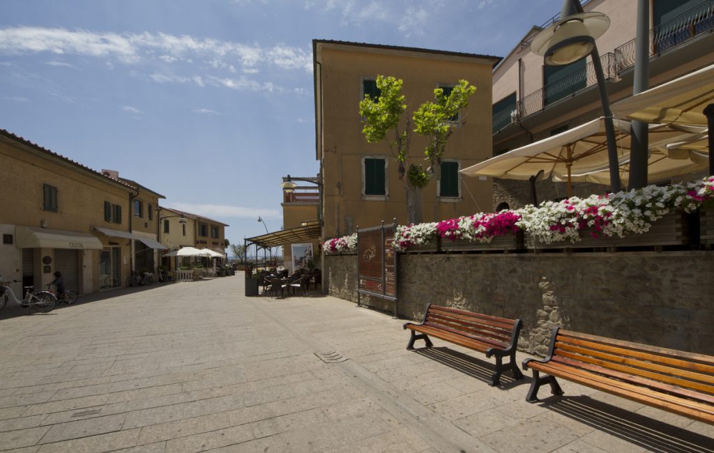 Castiglione della Pescaia street