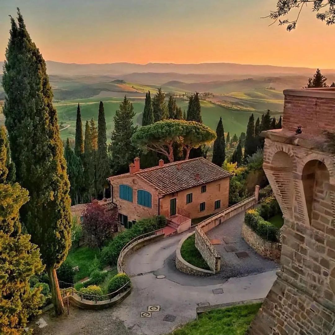 Towns in Tuscany
