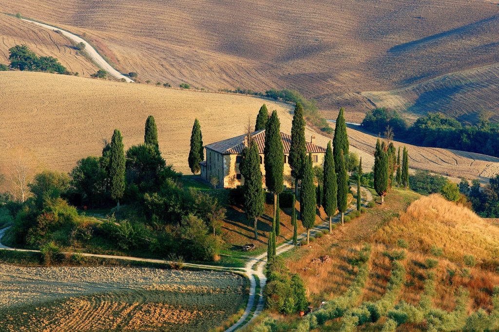 Riding horse in San Gimignano