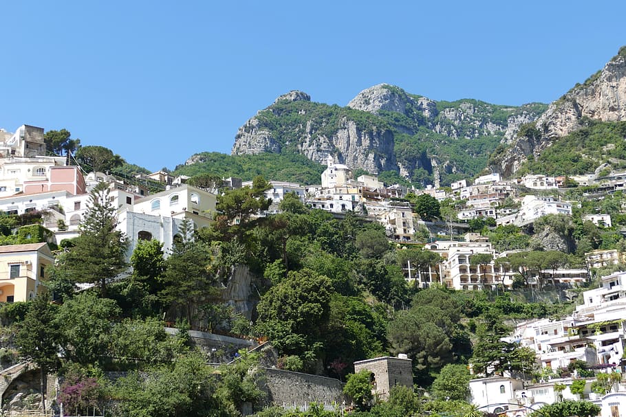 Parking in Montepertuso on Amalfi Coast – Everything You Need to Know