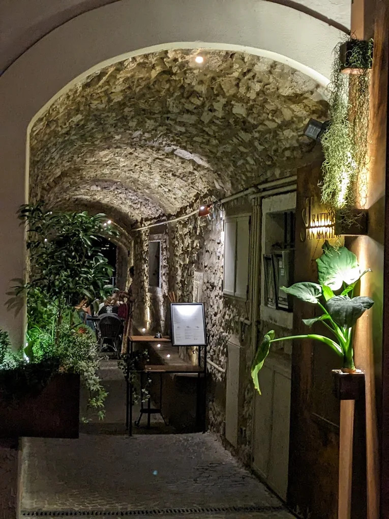 Where to eat in Gargnano?