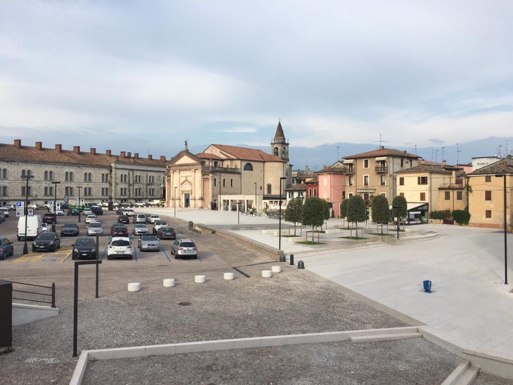 Peschiera del Garda parking